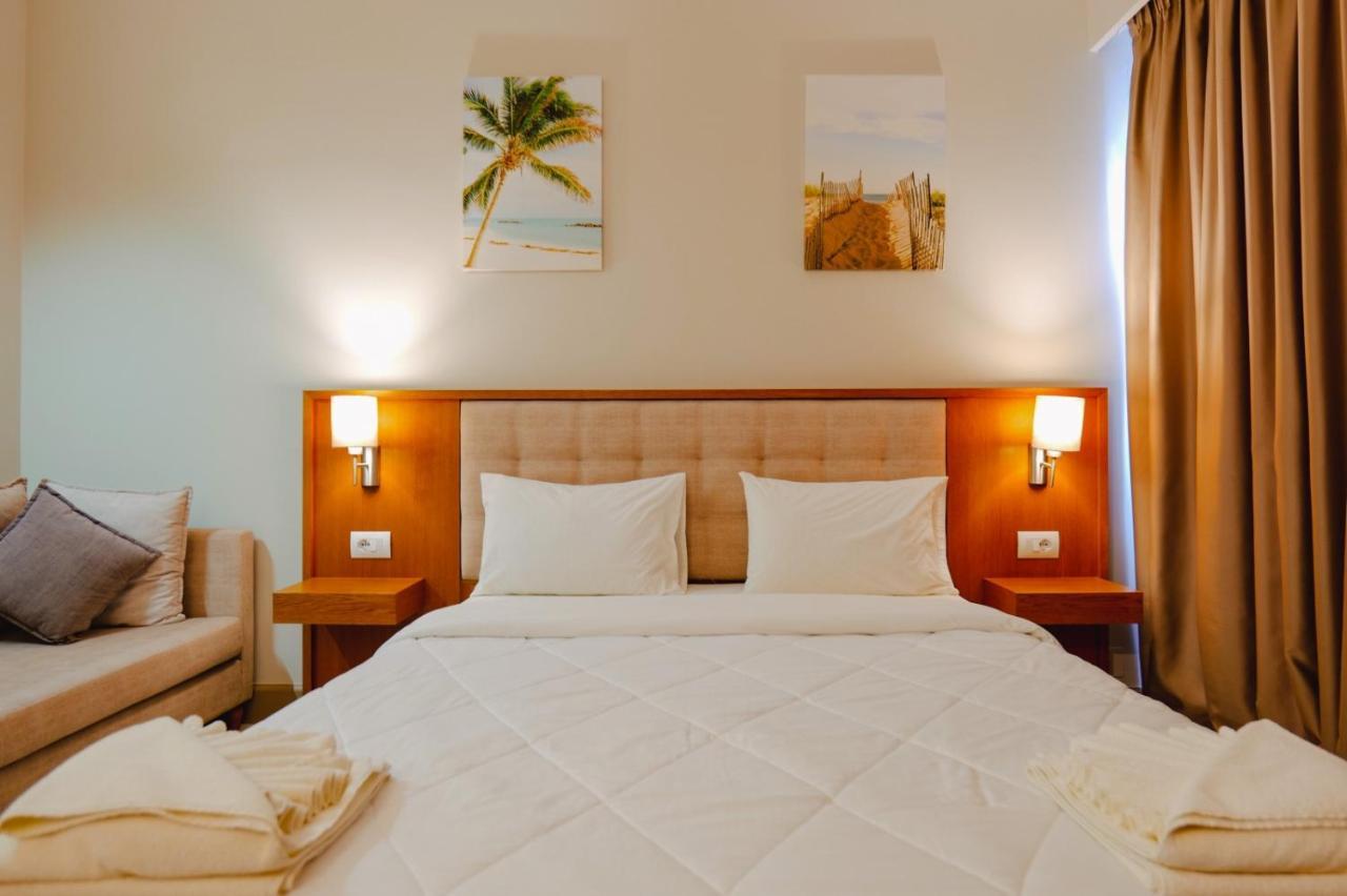 Hotel Sole Mare Ksamil Extérieur photo